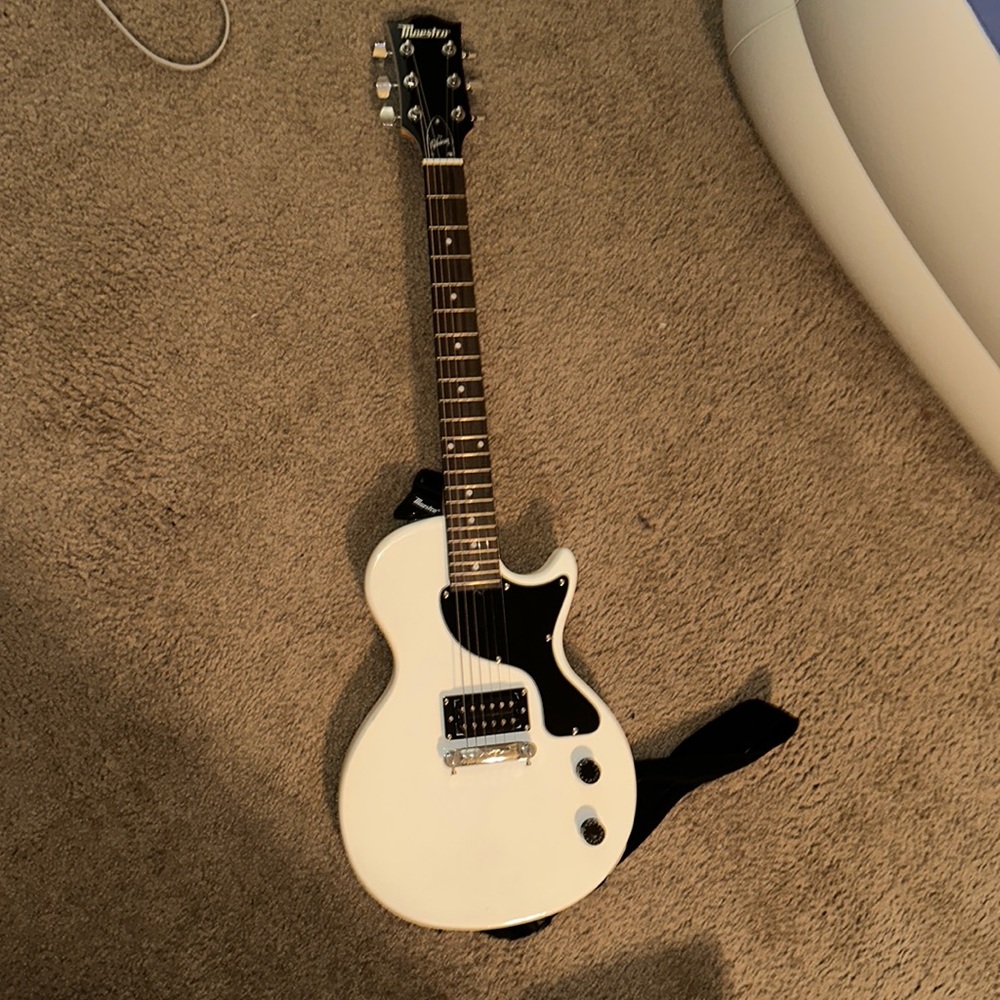 Maestro Electric Guitar by Gybson